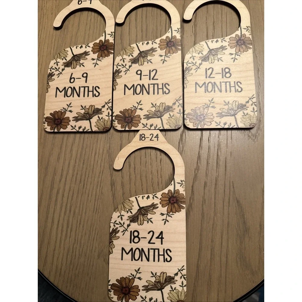 Baby Clothes Organizer Hangers Floral Size Separators Wood Newborn - 2 Years